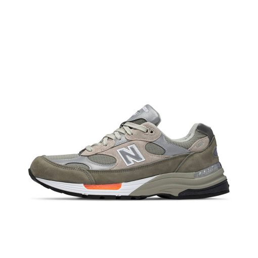 뉴발란스 x 더블탭스 992 메이드 인 USA 올리브 M992WT